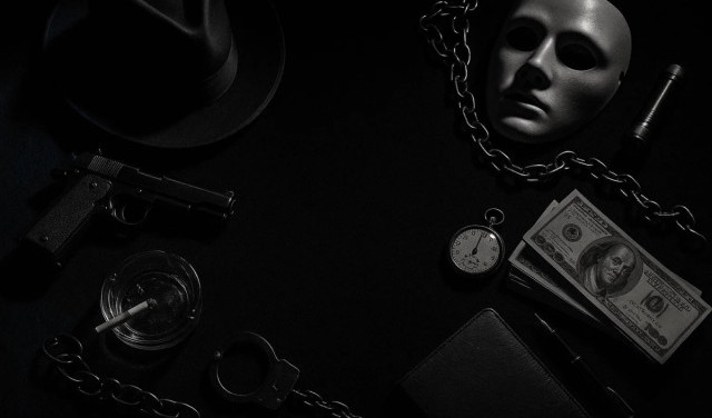 "Всё что нажито непосильным (обманом и ритуалами) трудом - всё, всё пропало..."